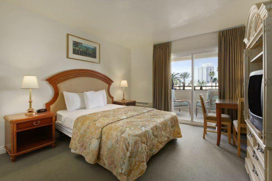 Super 8 By Wyndham Las Vegas North Strip/Fremont St. Area Exterior foto